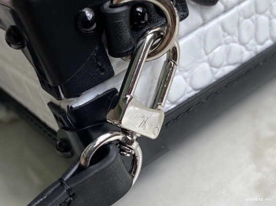 WIS PETITE LOUIS VUITTON MALLE 0205